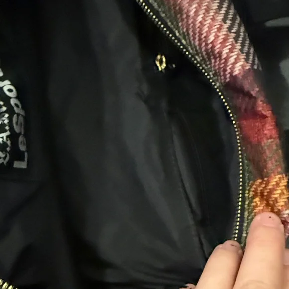 LeSportsac L.A.M.B Barrell Purse - Picture 5 of 14